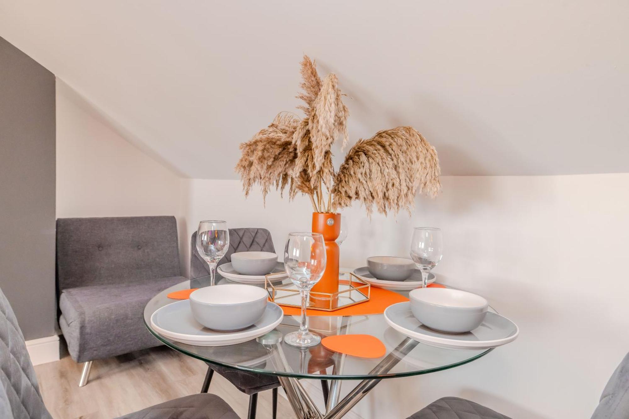 Luxe City Living L 2-Bedroom Flat With Free Parking Brighton Exterior foto