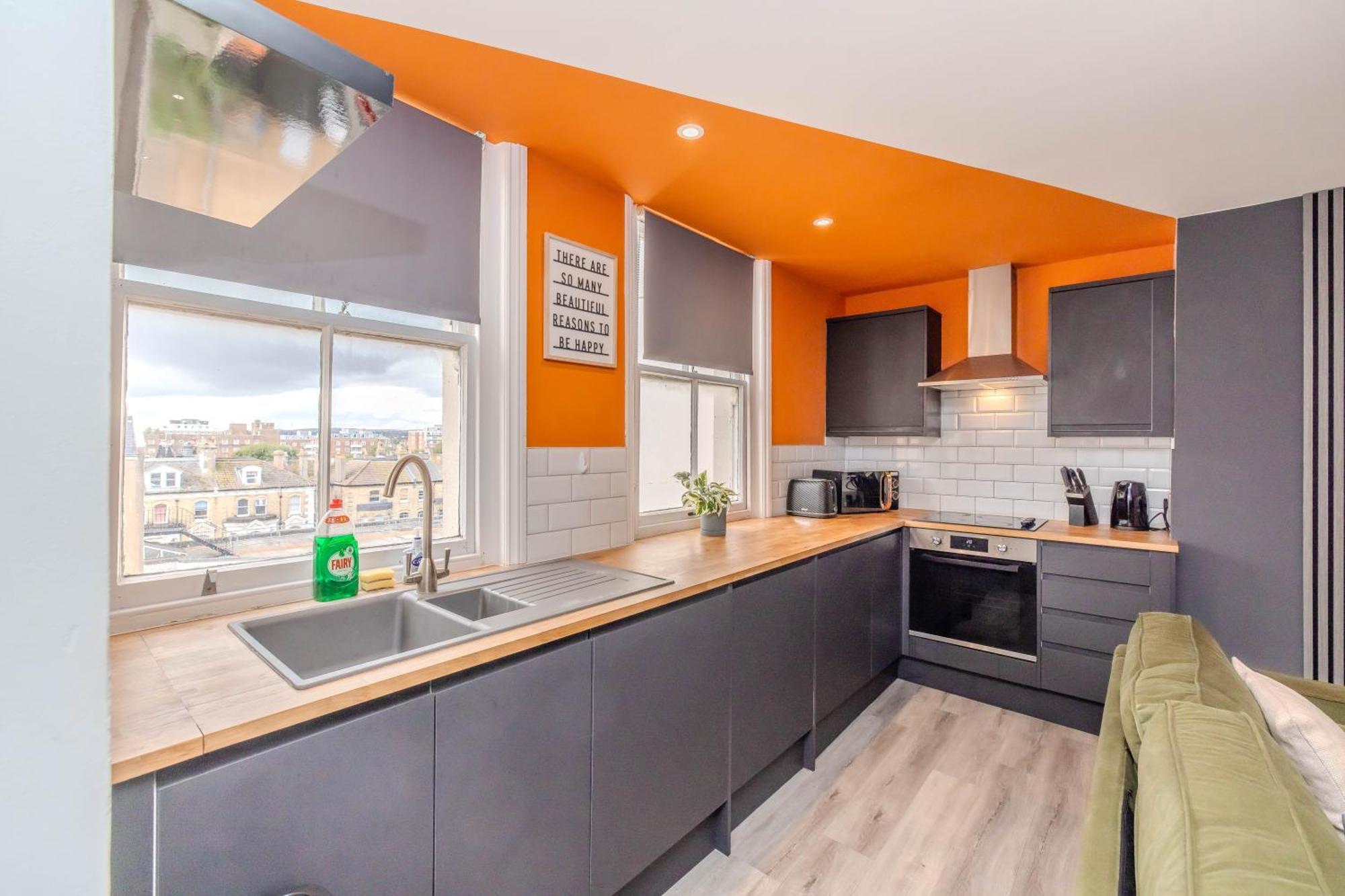 Luxe City Living L 2-Bedroom Flat With Free Parking Brighton Exterior foto